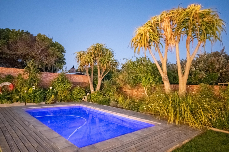 4 Bedroom Property for Sale in Cape St Francis Eastern Cape